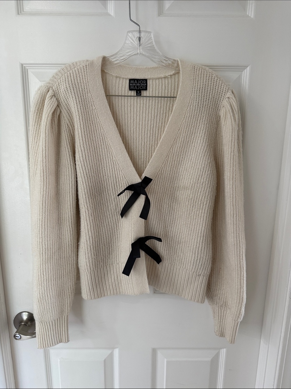 Cream Ribbed V-Neck Cardigan with Black Ribbon Ties